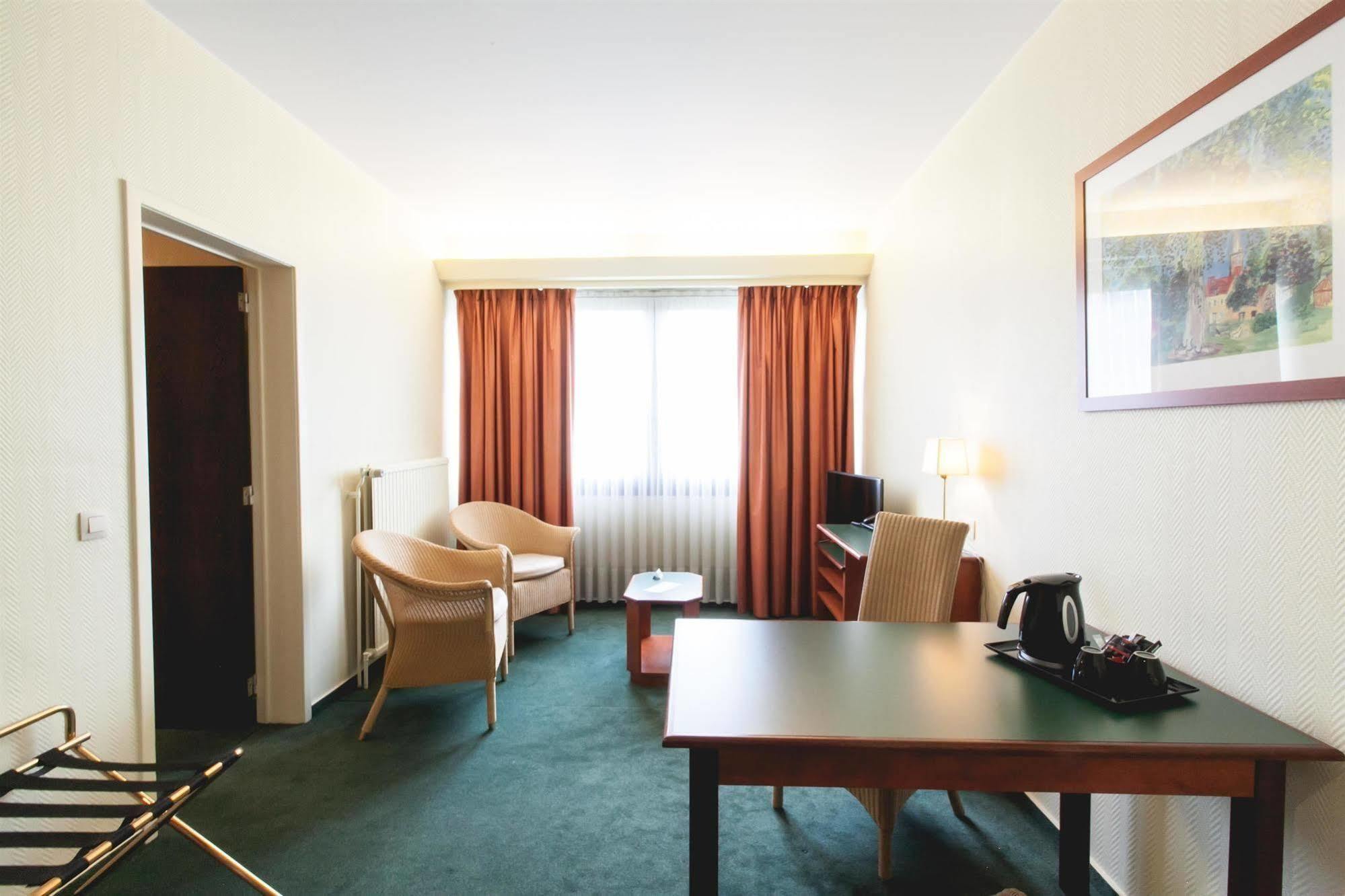 Hotel Best Western County House Saint-Gilles Eksteriør billede