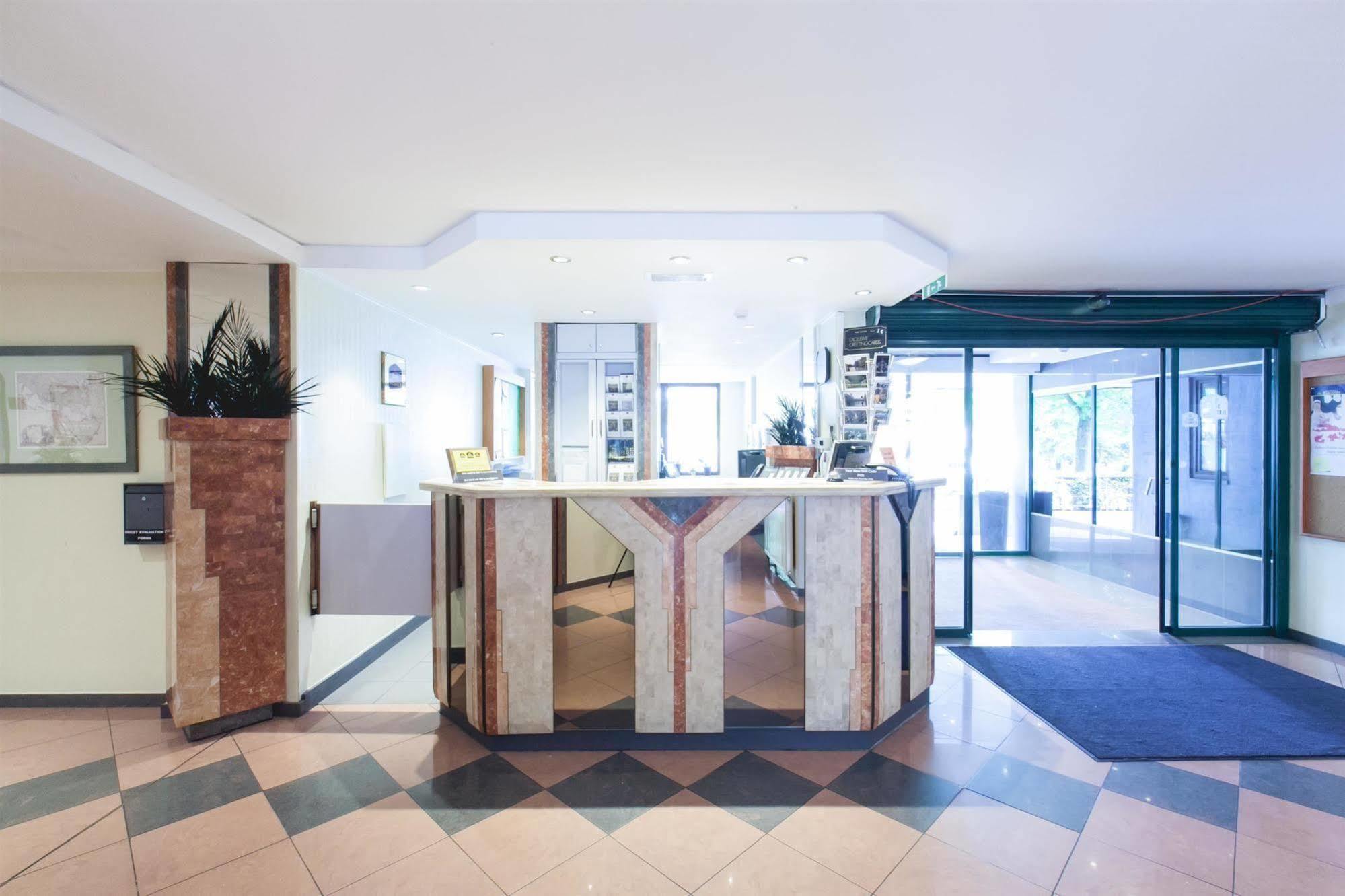 Hotel Best Western County House Saint-Gilles Eksteriør billede